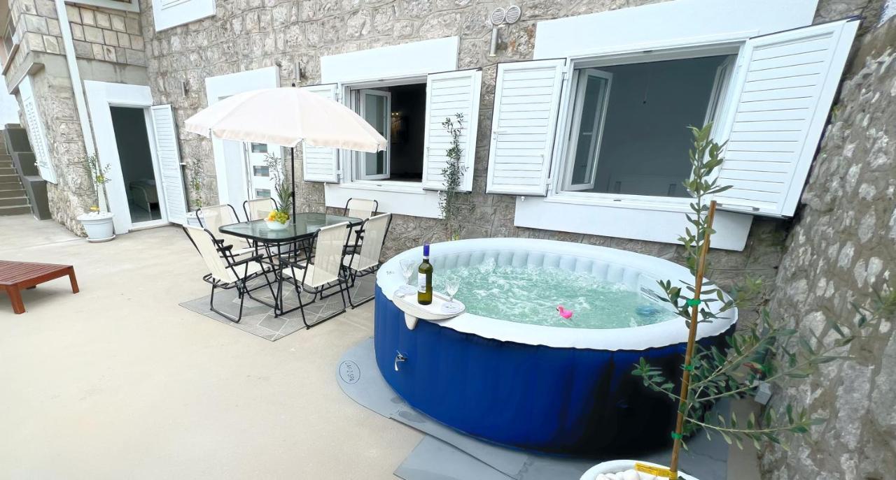 Apartman Laura Mlini Exterior photo